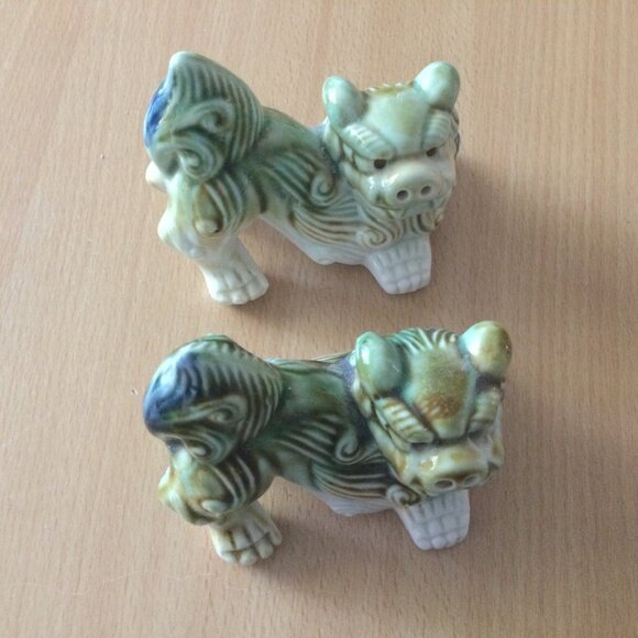 Pair Vintage foo dog lion figurines green blue ceramic san cai lucky - Picture 2 of 7
